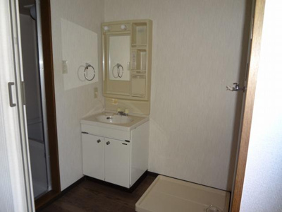 【洗面所】 | ワンダーランド | ※同建物同型別のお部屋