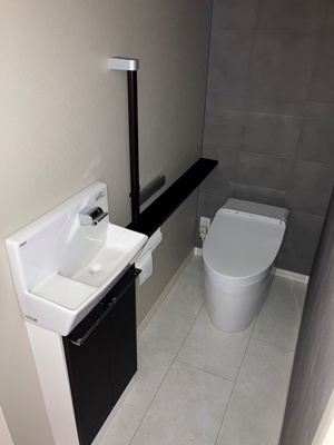 【トイレ】 | 鴨川戸建 | 清潔感のあるトイレです