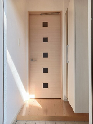 【玄関】 | ランバーコート