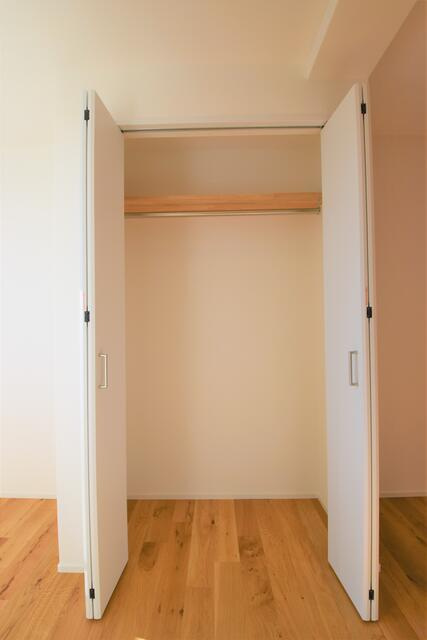 Ｇｒａｄｏ　ＫＡＭＡＴＡの収納|幅１１９０ｍｍ奥行４７０ｍｍ… 