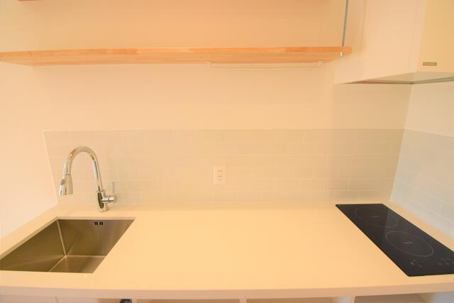 Ｇｒａｄｏ　ＫＡＭＡＴＡのキッチン|ＩＨの２口。シャワー水栓なの… 