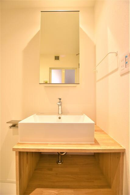 Ｇｒａｄｏ　ＫＡＭＡＴＡの独立洗面台|鏡裏収納付きの洗面化粧台も勿… 