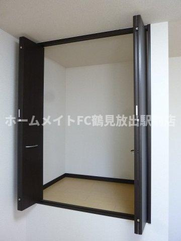 トリアノン東中浜の収納