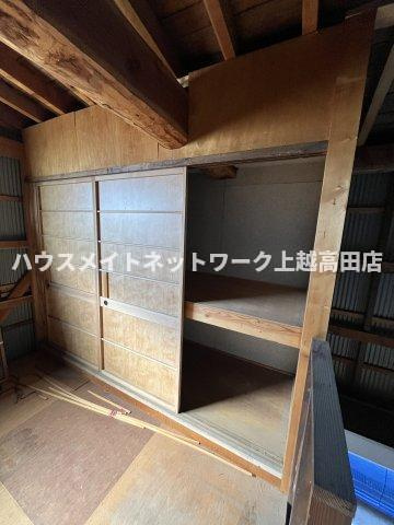 寺町３丁目倉庫・車庫の収納|２Ｆ収納