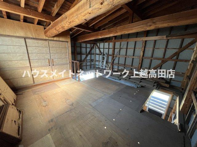 寺町３丁目倉庫・車庫の内装|２Ｆ倉庫