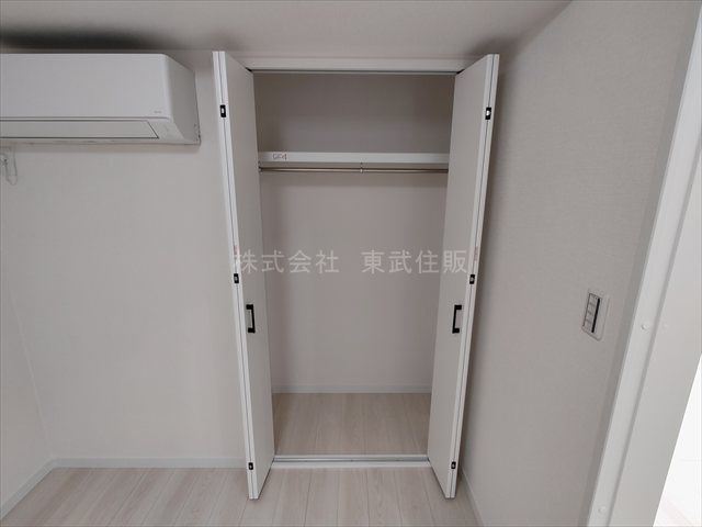 【収納】 | セザール坂戸 | 洋室5.0帖収納
