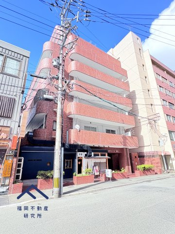 皐月マンション博多の外観