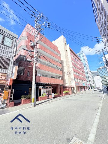 皐月マンション博多の外観