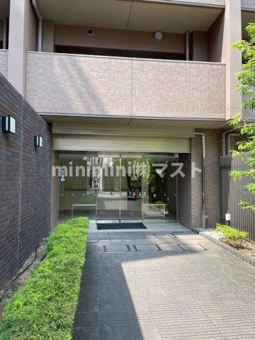 ウェリス西天満のエントランス