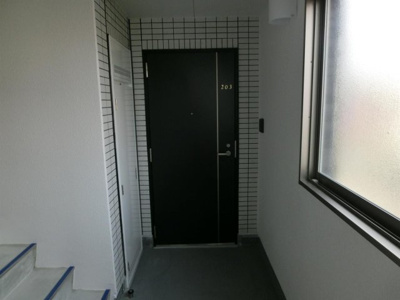 【玄関】 | T・Mグローブ