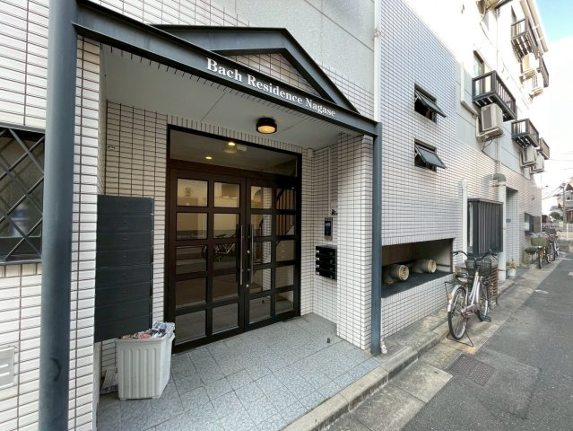バッハレジデンス長瀬　（近畿大学一人暮らし）のエントランス