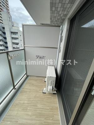 エスリード大阪梅田リュクスのバルコニー