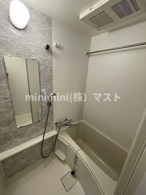 エスリード大阪梅田リュクスの浴室