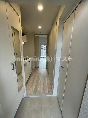 エスリード大阪梅田リュクスの玄関