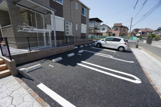 【駐車場】