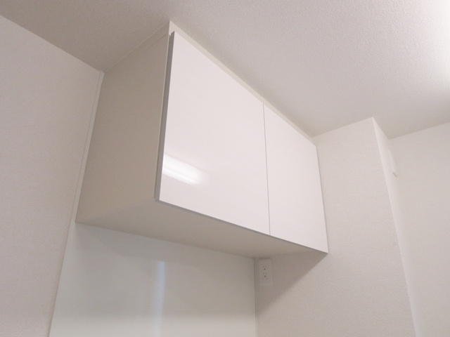 フォルテーヌⅤの収納|上部収納です☆収納は沢山あると助かりますね♪