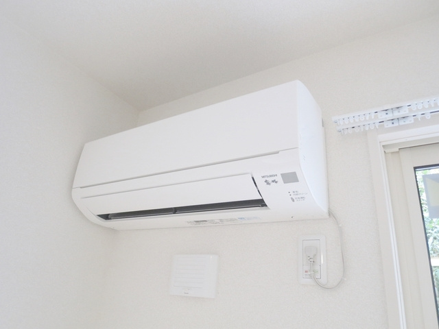 フォルテーヌⅤの内装|エアコンがついていてお引越し後もすぐに快適です♪