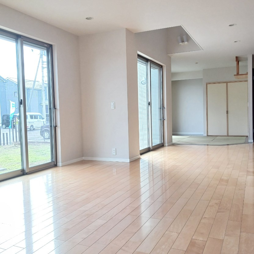 ゆったり過ごせる居間です