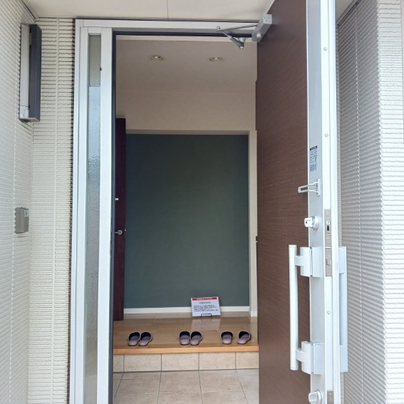 【玄関】