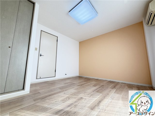 アンジェラスの洋室