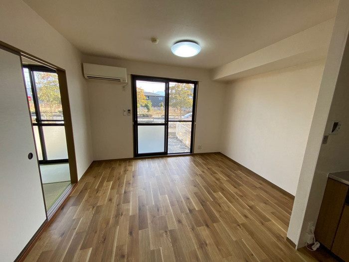 レジデンス･タケカタの居間・リビング