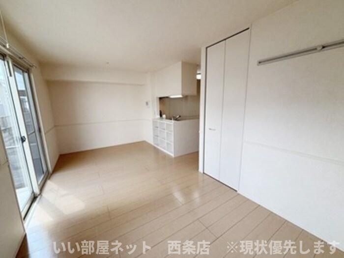 ウィステリア・フィールド　B棟の居間・リビング