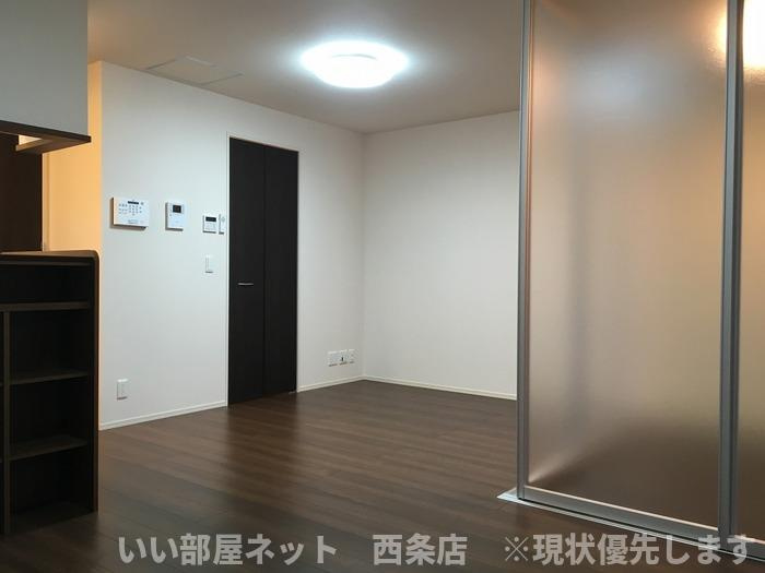 パールリリィの居間・リビング