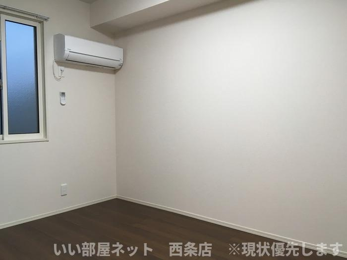 パールリリィの洋室