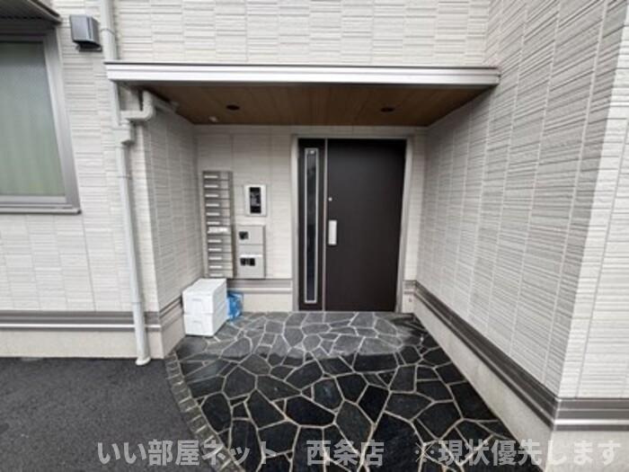 メゾン　ドーミーのエントランス