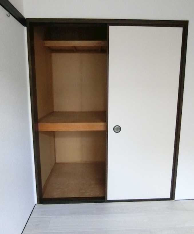 ハイツシノA　南向き　バストイレ別　追焚の収納