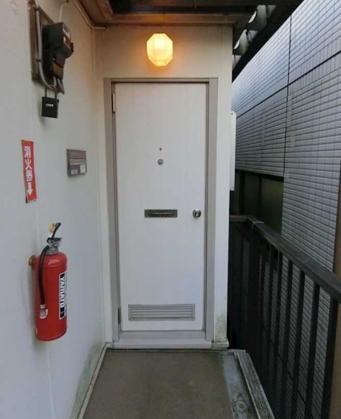 ハイツシノA　南向き　バストイレ別　追焚のエントランス