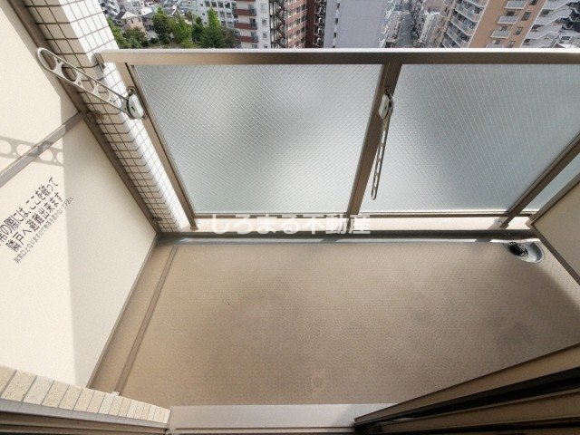 エステムコート梅田・天神橋リバーフロントのバルコニー