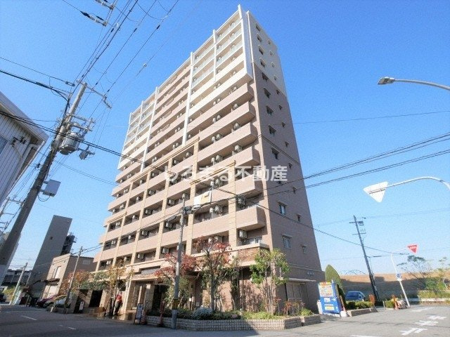 エステムコート梅田・天神橋リバーフロントの外観