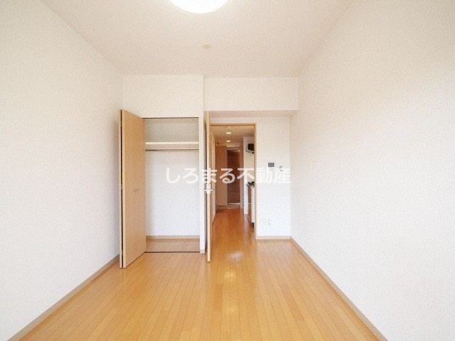 エステムコート梅田・天神橋リバーフロントの居間・リビング