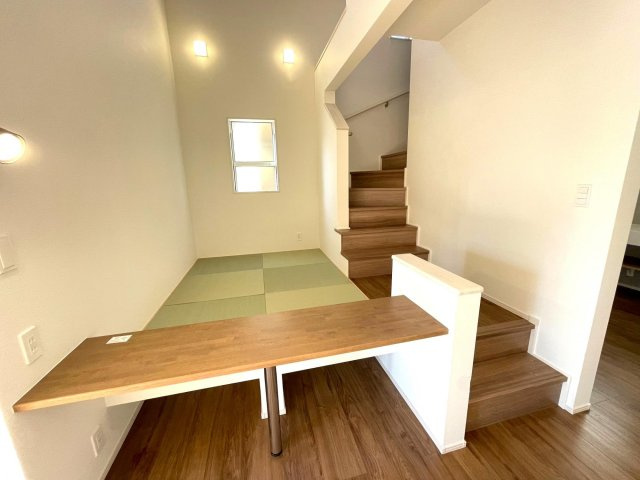 豊田市志賀町高洞　新築分譲住宅　全2棟　1号棟の居間・リビング