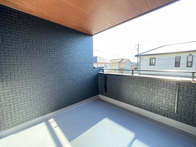豊田市志賀町高洞　新築分譲住宅　全2棟　1号棟のバルコニー