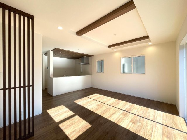 豊田市志賀町高洞　新築分譲住宅　全2棟　1号棟の居間・リビング