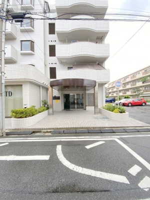 【エントランス】 | パレグランドール | エントランス