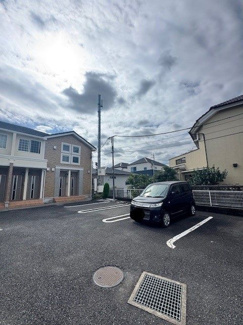 【駐車場】