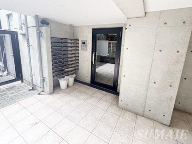 ＺＥＳＴＹ小豆沢公園のロビー|エントランスです☆