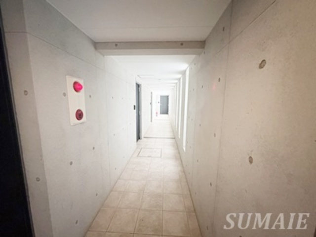 ＺＥＳＴＹ小豆沢公園のロビー|突き当りのお部屋です☆