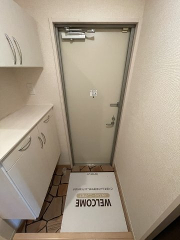 ラ・テールドゥの玄関