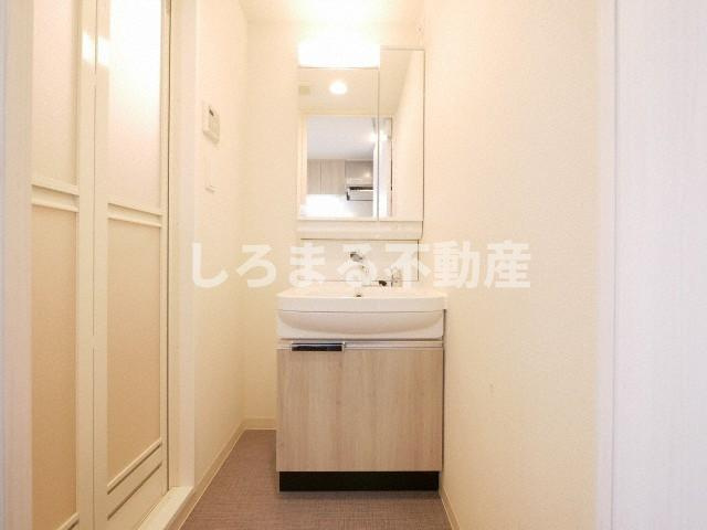 プレサンス谷町九丁目駅前の洗面所