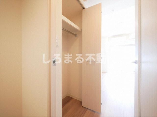 プレサンス谷町九丁目駅前の収納