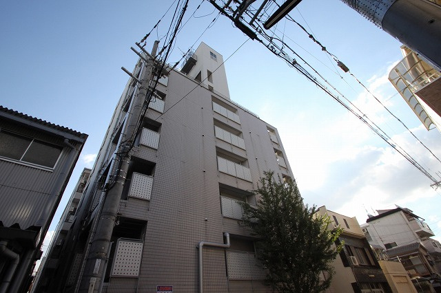 エアリーコート小阪の外観