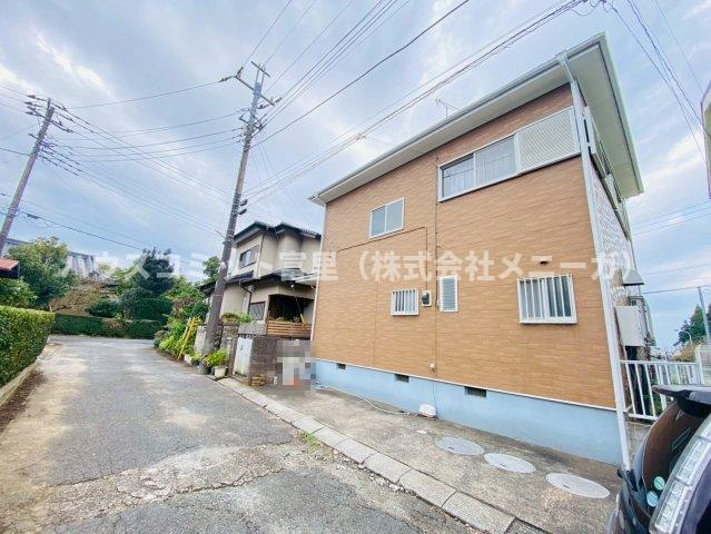 七栄　中古戸建の前面道路含む現地写真