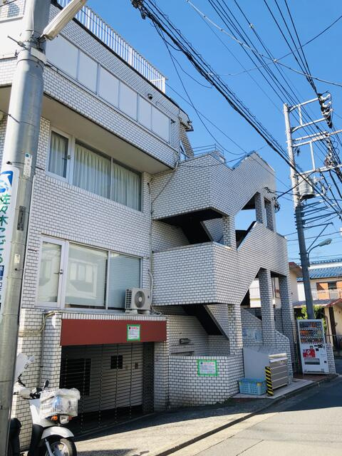 ニューコーポアゼリアの画像