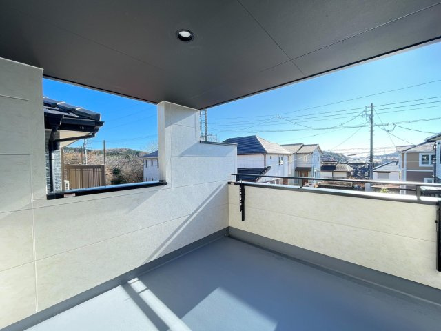 豊田市志賀町高洞　新築分譲住宅　全2棟　2号棟のバルコニー
