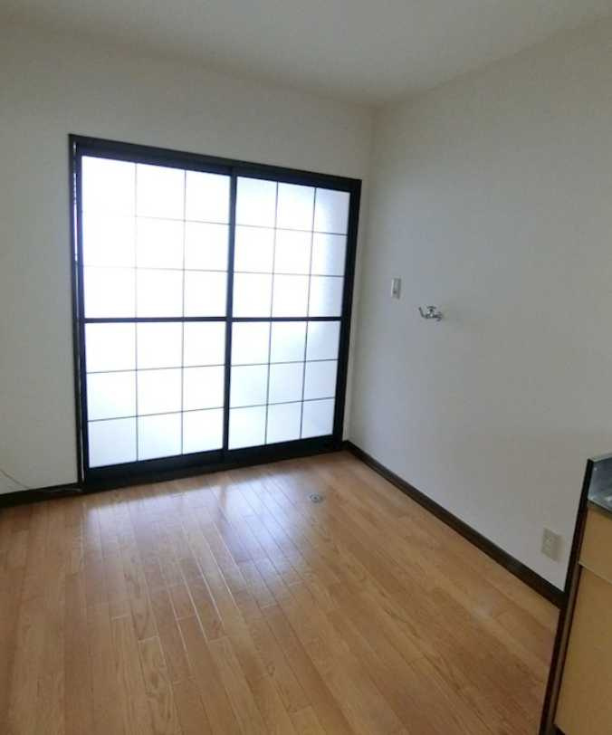 パインハイツ　南西角部屋　追焚　バストイレ別の内装