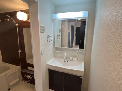 【洗面所】 | シャイン・ウェスト | 洗髪洗面化粧台（イメージ）